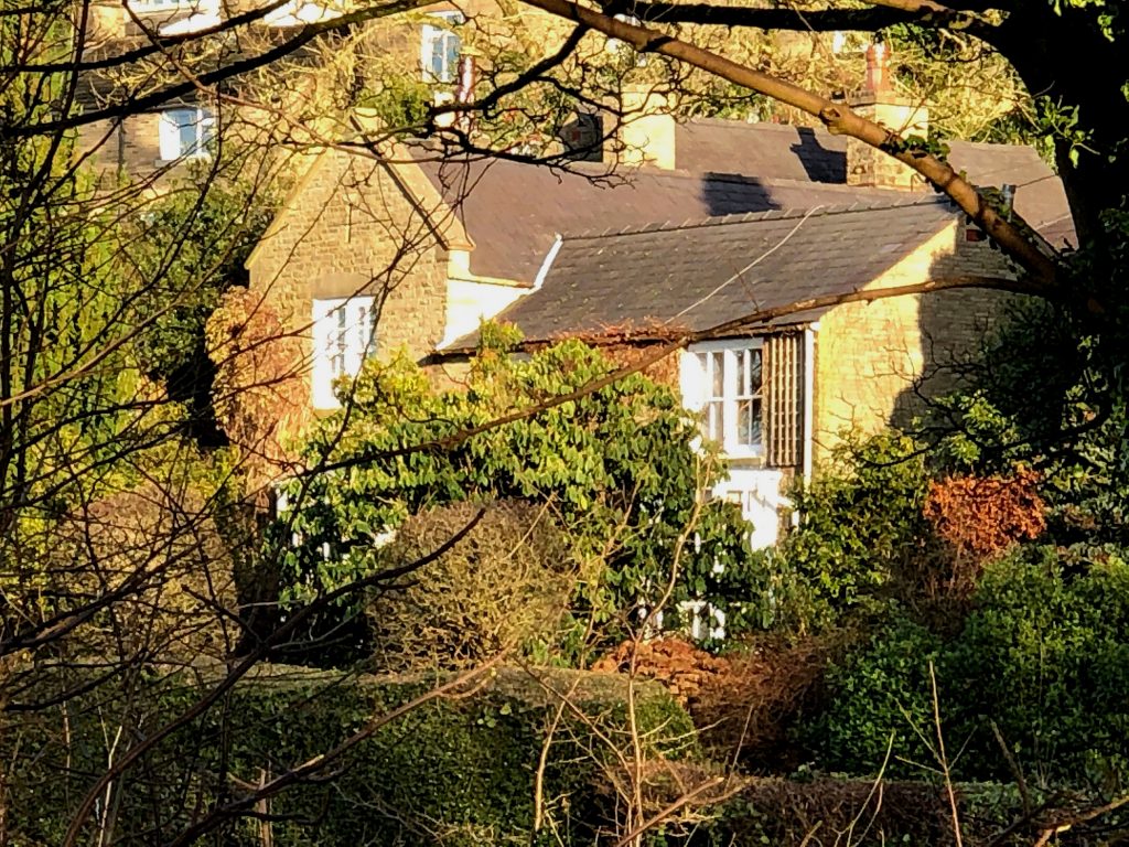 Field Cottage Bollington, the Happy Valley!