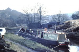 Coal boat at Hurst Lane, 1977